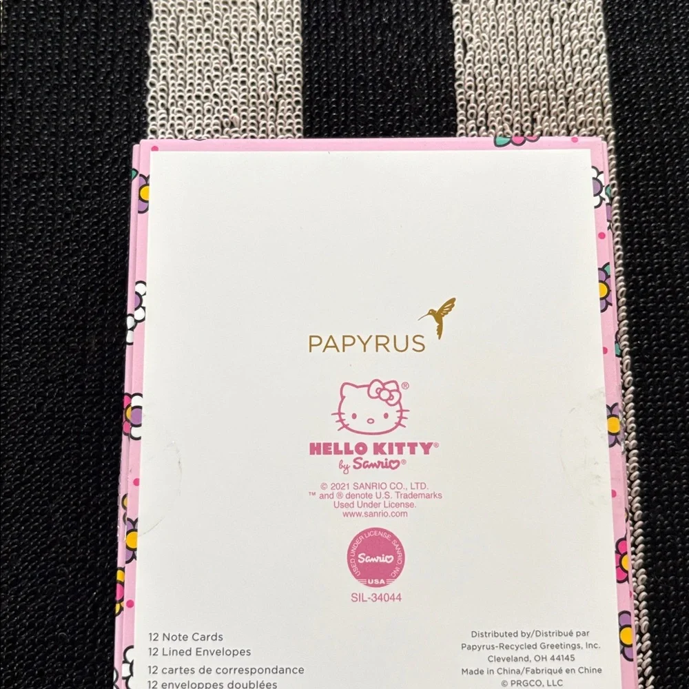 🆕Papyrus-Hello Kitty Stationery Set, 12 Count